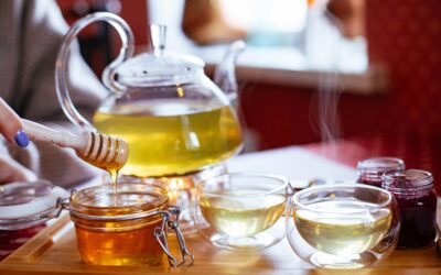 Med a testosteron: přirozená energie, regenerace a spánek